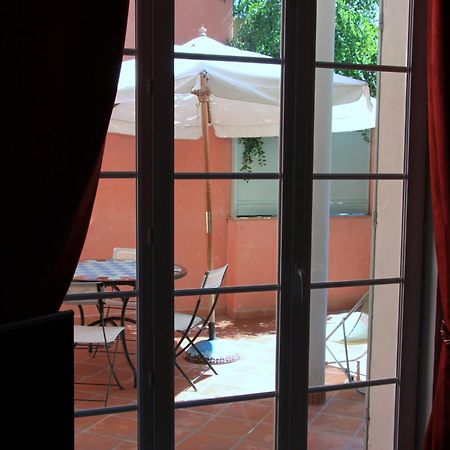 Appartement Avec Patio Et Garage Centre Ville Et Plage Sanary-sur-Mer Exterior photo