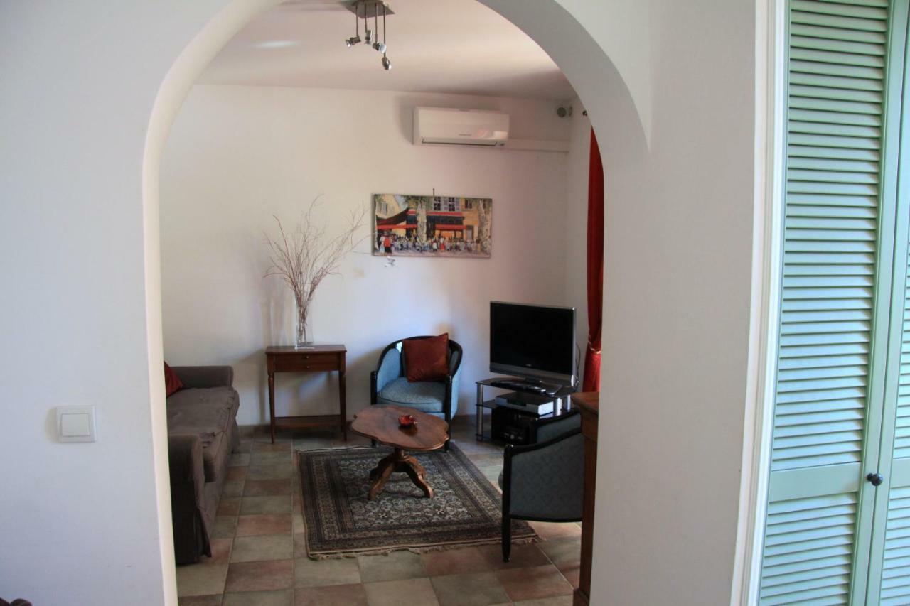 Appartement Avec Patio Et Garage Centre Ville Et Plage Sanary-sur-Mer Exterior photo
